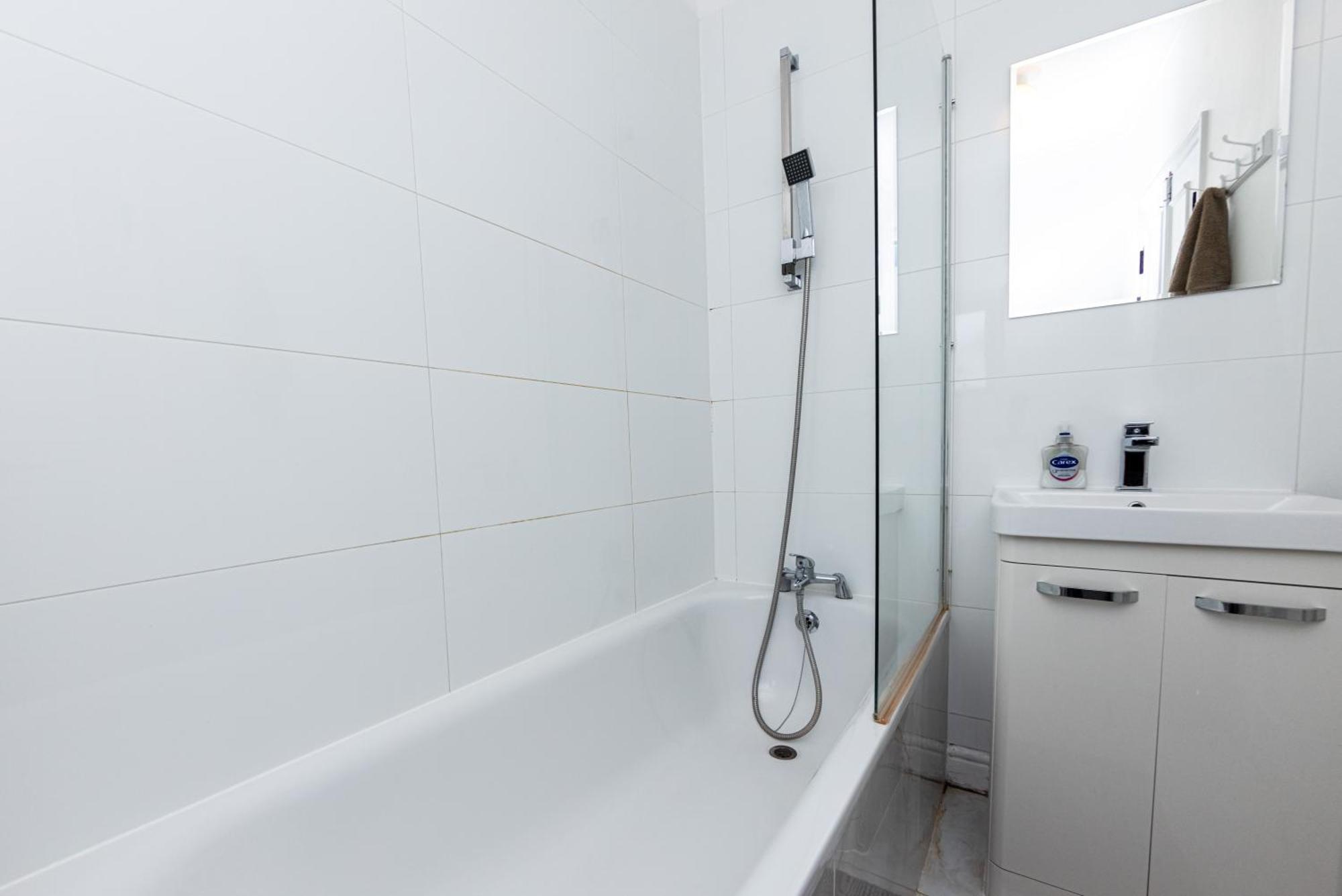 شقة Park House, Refurbed Modern Interior, Located In Finsbury Park لندن المظهر الخارجي الصورة